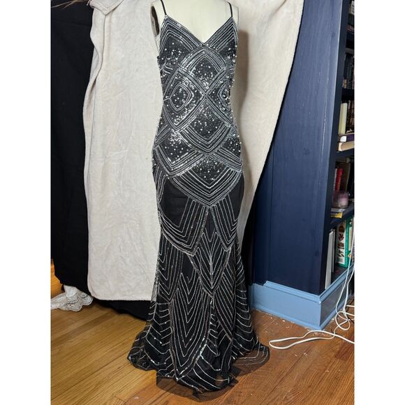 Babeyond Silver Art Deco 1920s Inspired Sequined Gown | NWT, size M - Picture 1 of 6
